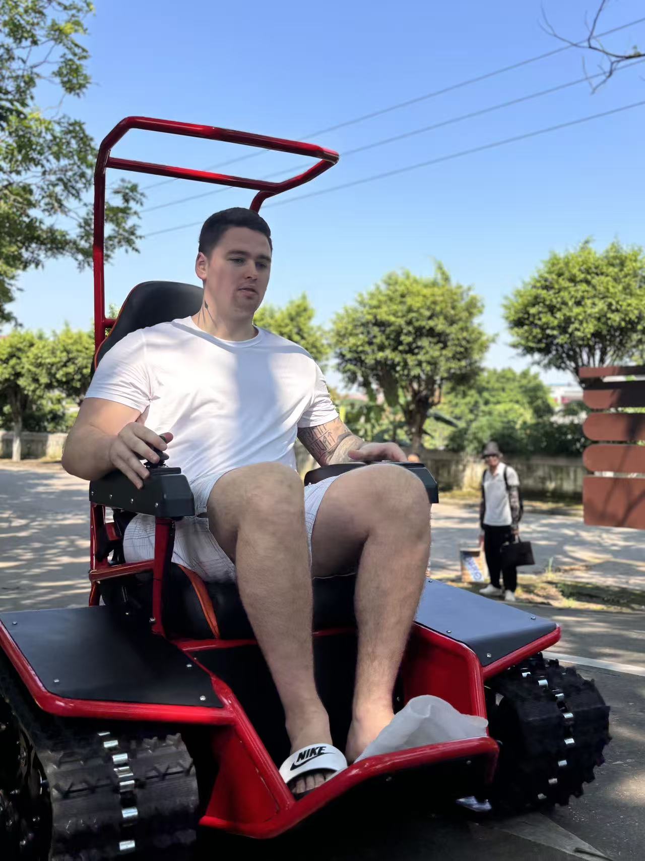 TRACK VEHICLE FOR THE DISABLED